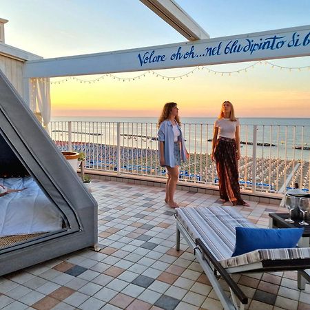 Luxor Beach Boutique Hotel Cattolica Luaran gambar