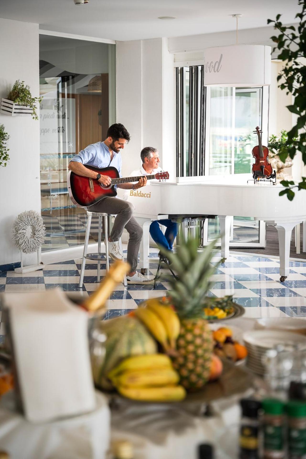 Luxor Beach Boutique Hotel Cattolica Luaran gambar